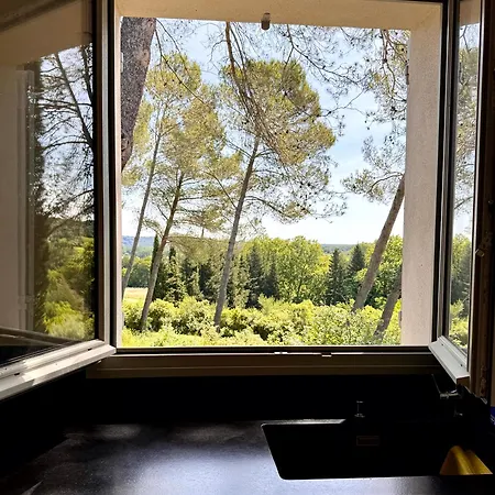 Valentino Villa *