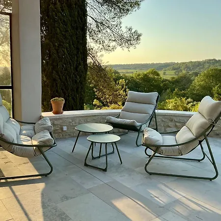 Valentino Villa Uzès